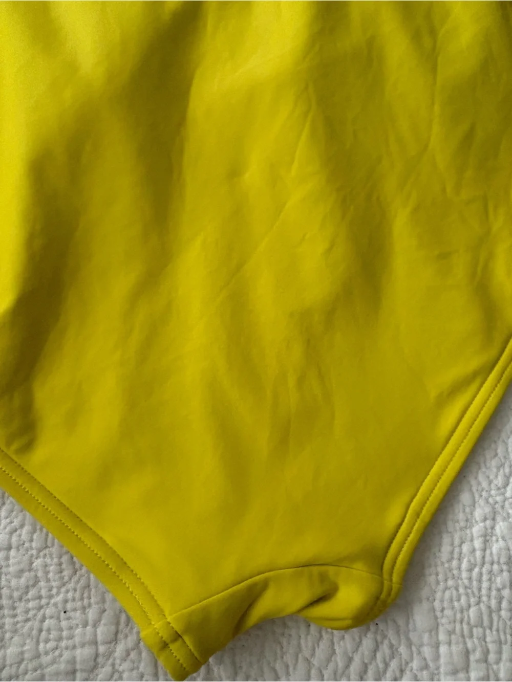 DKNY Ruffle Plunge Underwire Tummy Control Swimsuit. Bright Yellow size Large